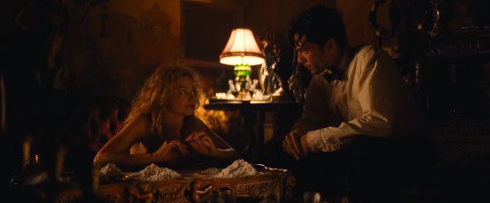 Linousaure's tweet photo. “I just love watching movies you know ?
(…) it’s something even more important than life. I don’t know, movies are sad sometimes, movies are fucking happy. 
- They make you feel something”

Ce moment où j’ai pas pu m’empêcher de sourire, hocher la tête et acquiescer. 

Babylon🧡 https://t.co/hefFZc0TtG