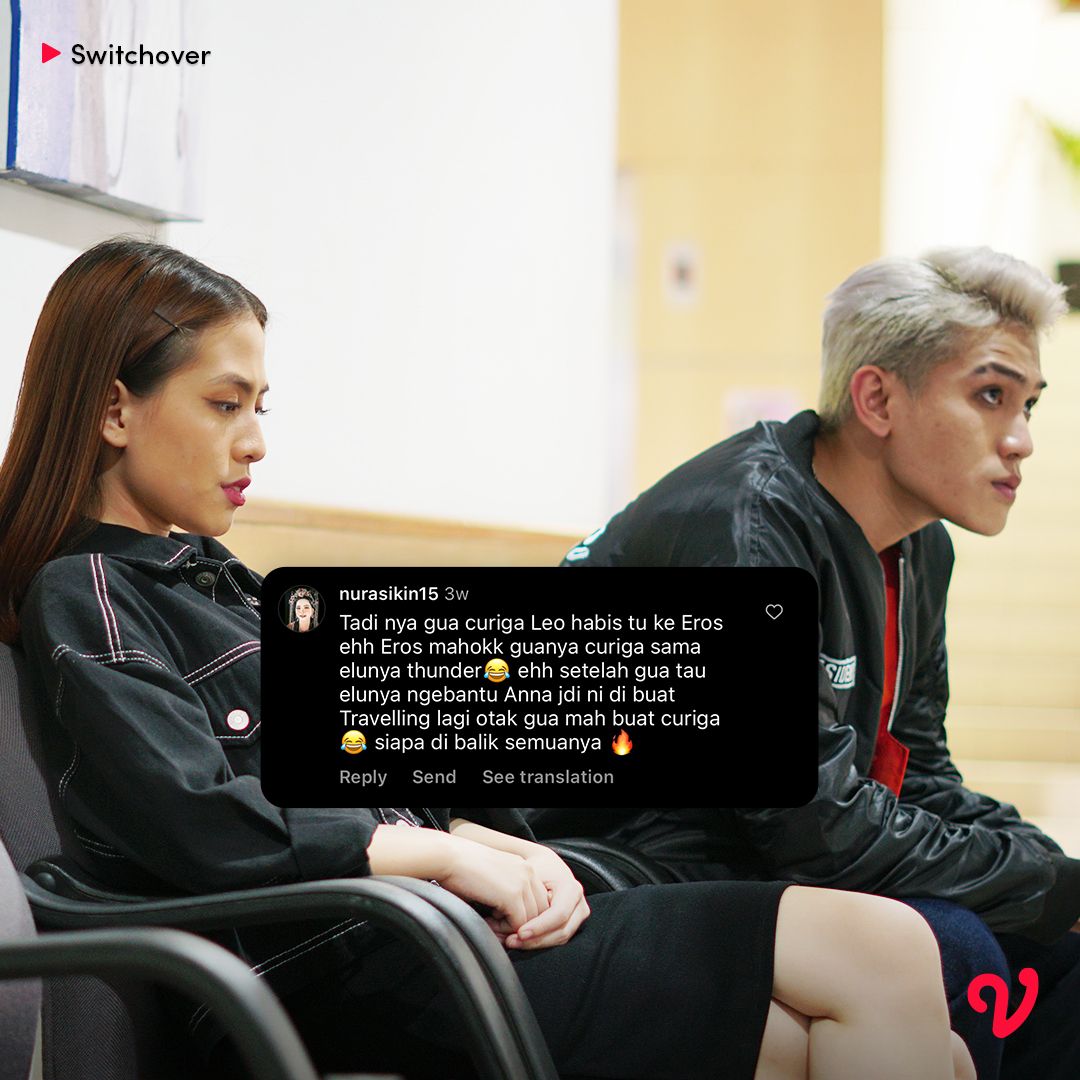 vidio's tweet photo. Makin kesini, makin banyak teka teki yang belum terpecahkan guys~ 👀🤔
Info dong, menurut kalian ada yang janggal gasih dari hubungan Anna dan Thunder? gamau suudzon lagii!!! 😭😭😭
#SemuaAdaDiVidio #VidioOriginals #Switchover #SwitchoverSeries https://t.co/KVCU6gpent