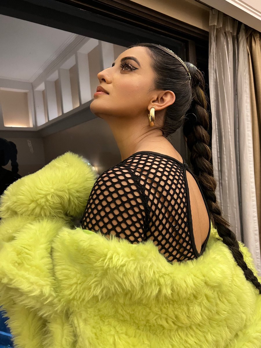 AKSHARA SINGH tweet media