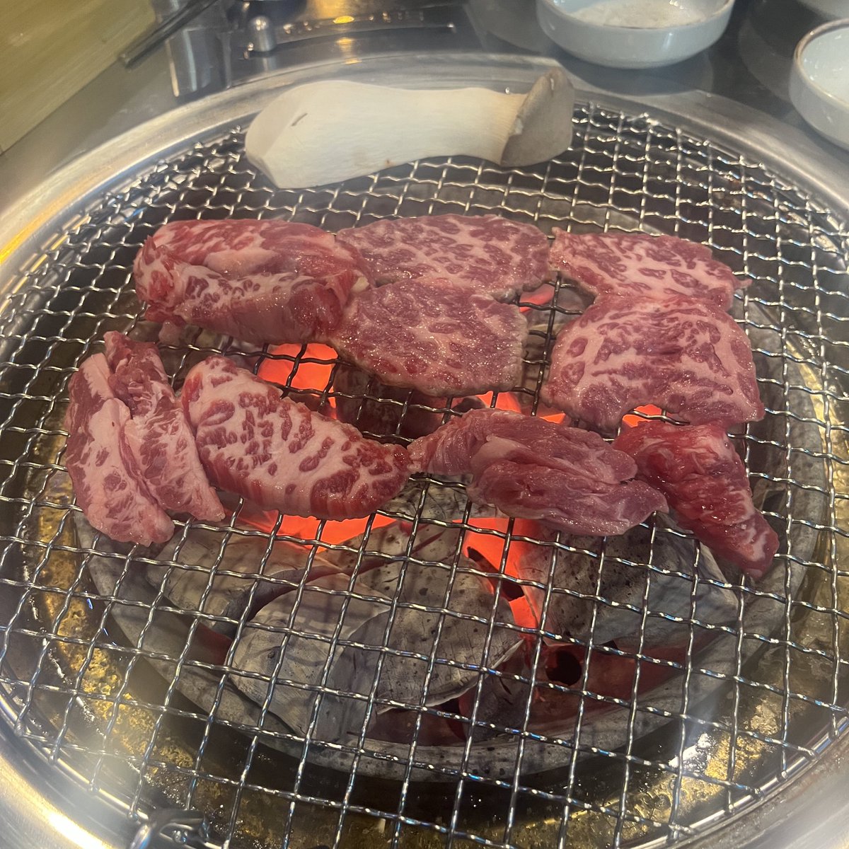 Hyuk2274's tweet photo. 출근전 고기이이😋
동대구 게이 호스트바 #대구 #게이 #동대구 #중빠 #호빠 #선수상시구인 #고액알바 #게이알바 #손님도환영 #주대문의환영 #건장근육 #스탠 #슬림 #미소년 #훈남많음 https://t.co/0b5RyC7GG2