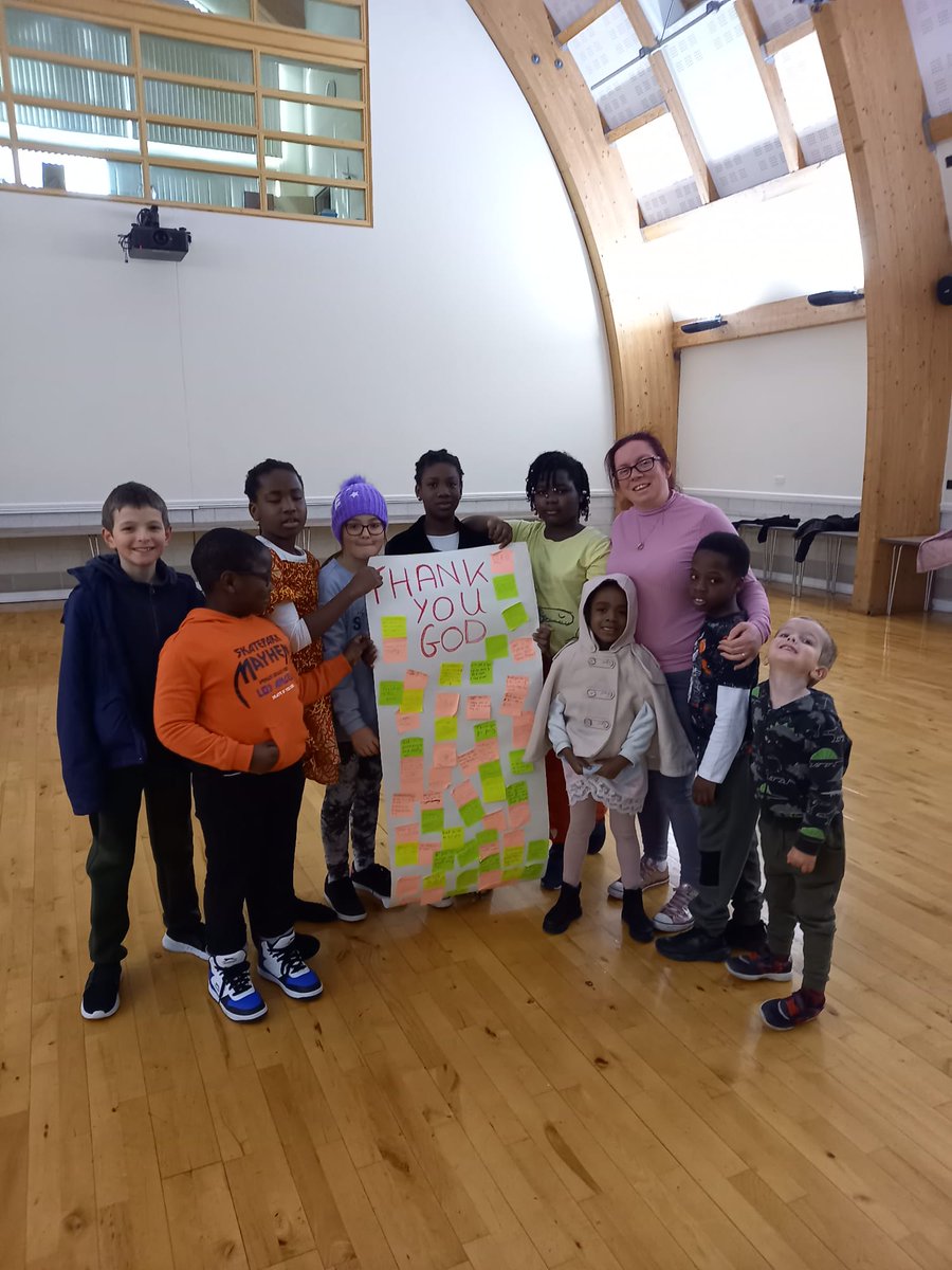 leeanne_1986's tweet image. Today in breakfast church we thought about how God's love goes on and on and on and on and on. We thought about what we wanted to say thank you for and everyone was encouraged to look at the amazing sky when out walking. @DioceseOfYork @MultiplyReach @TrinityMboro