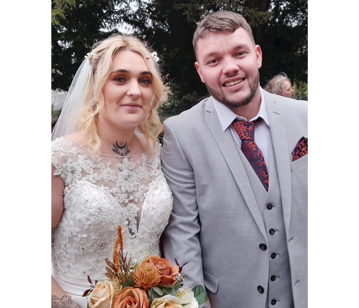 Many congrats to Mr and Mrs Devlin who were married this weekend. Praying for them and for all preparing for marriage at this time.  To find out more about church weddings visit churchofengland.org/life-events/yo… @GlosDioc @stbarnabasglos @SarJT