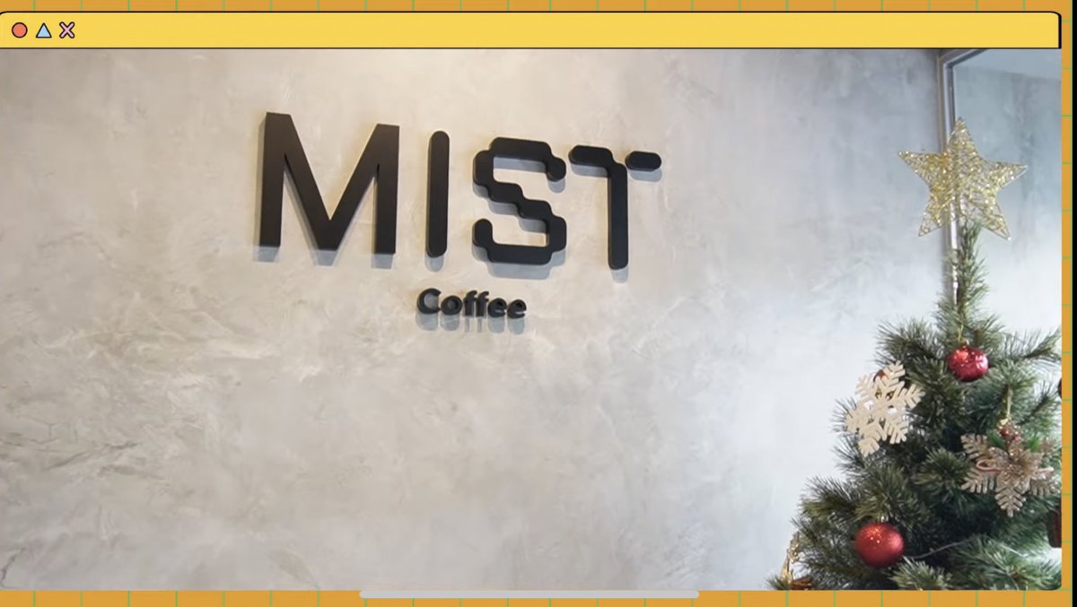 JobBasBacon_JPN's tweet photo. 先日Job君がYouTubeで訪問したコーヒーショップ『Mist』☕️
場所:BTSスクムウィット線 ラチャヨーティン駅(N11)です🚃
営業時間⏱
月〜金:7時〜17時
土〜日 :9時〜19時
管理人はカクテルのようなドリンクが気になります🥤是非行ってみたい︎💕︎
#WanDayXJob,#NooJobby
#หนูจ๊อบบี้,@Jobbynoo https://t.co/DYXzh3x5F0