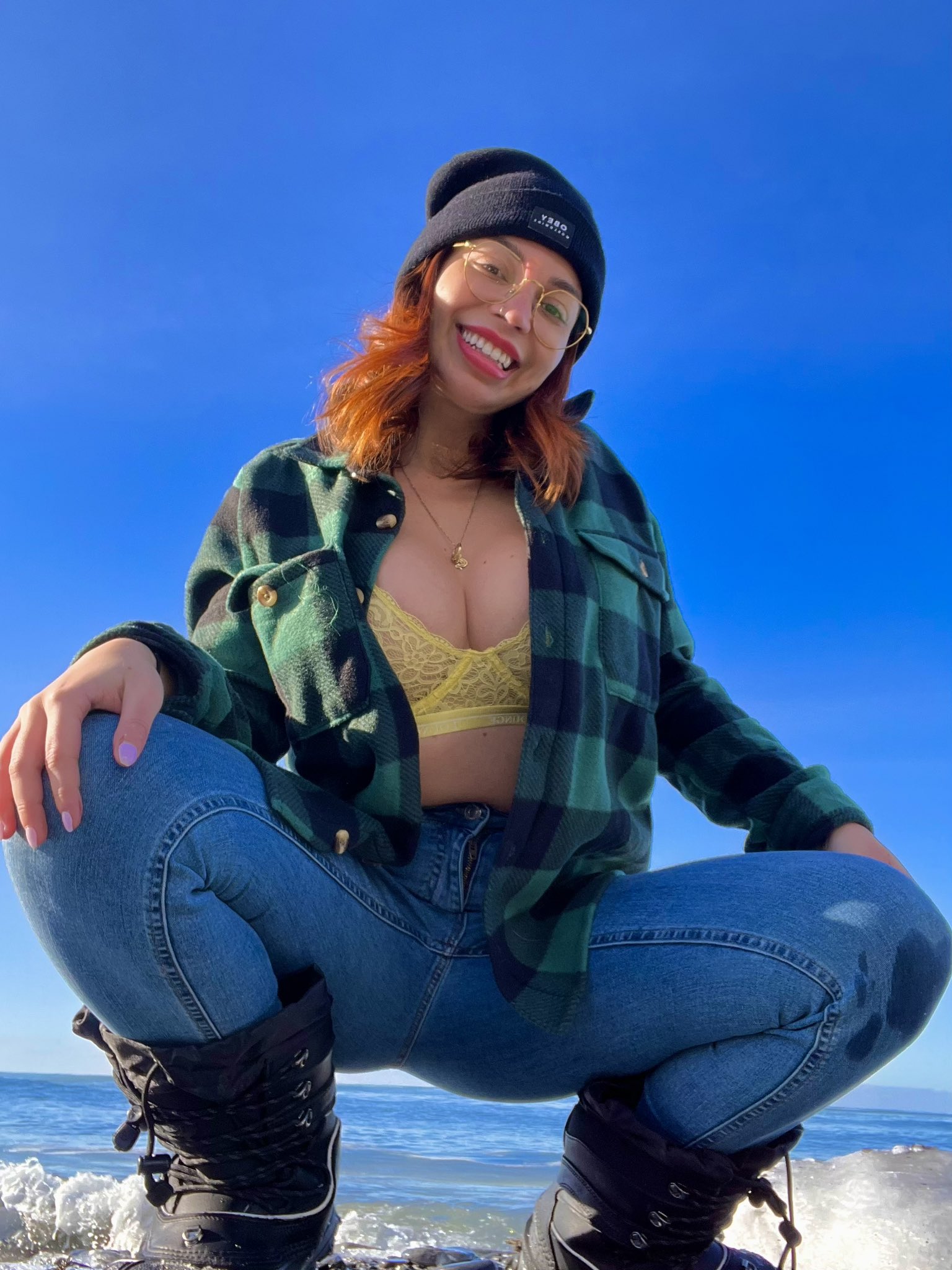 Model promo on X: RT @myladelrey: Valentine's Day idea: we go ice fishing  and make an outdoor sextape in my otter ice shelter ❄️  t.cozLPgEIZCmH  X
