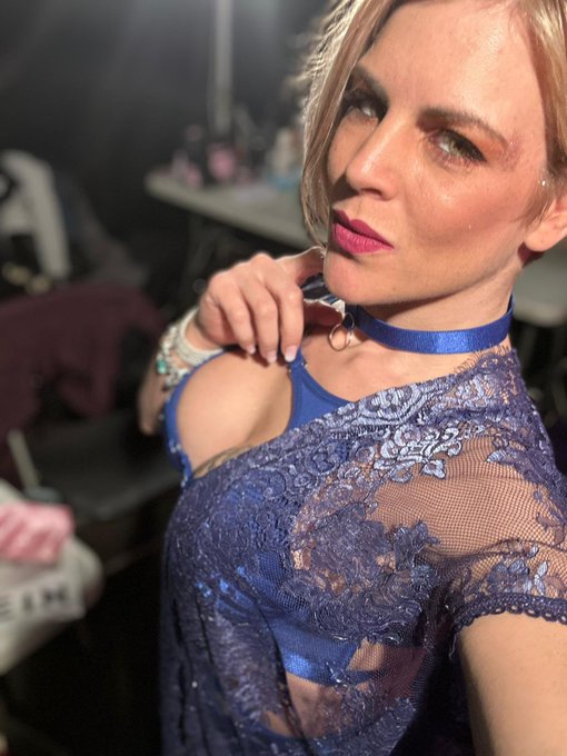 Allez c&rsquo;est partie. J&rsquo;ai comme une envie de vous faire passer un instant inoubliable au salon de Rennes<a href="/tag/capdagde"class="tags"><span>#capdagde</span></a>