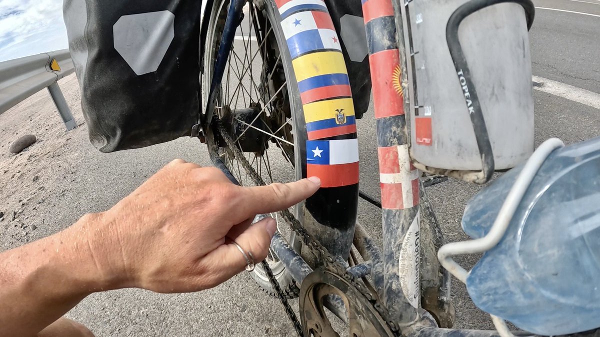 thomas2508's tweet photo. +++Nachtrag+++

Bienvenido a Chile.🇨🇱💙🤍❤️

#G9toAmerica #Tag31 #84km https://t.co/PWncqR9WAl