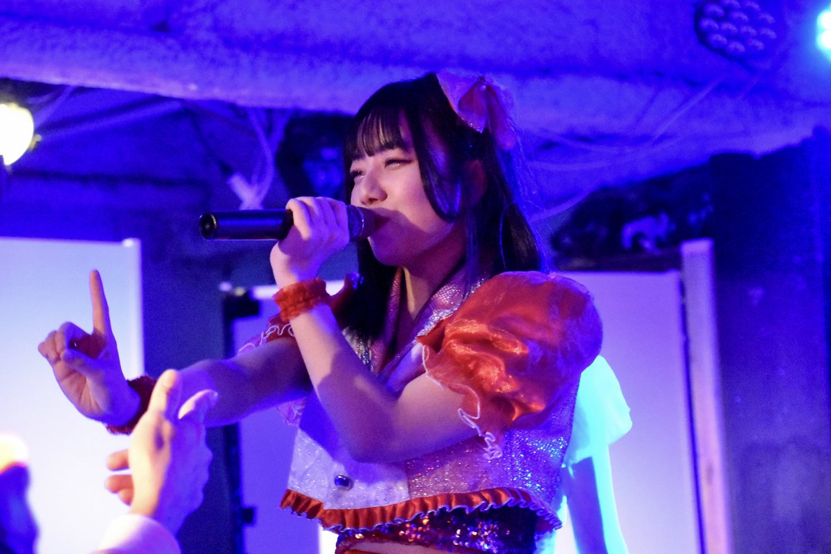 yoshinobee2's tweet image. 2023年2月4日 @大須DtBLD
#RADiD #CODEXLive #codeDt
#PULSAR_CLIMAX #パルクラ
#織山あず 元 #おとめボタン
笑顔の絶えない #あずみん ！！ダメのXポーズじゃないですよ！😅 歌って踊ってる時の写真です！！😊