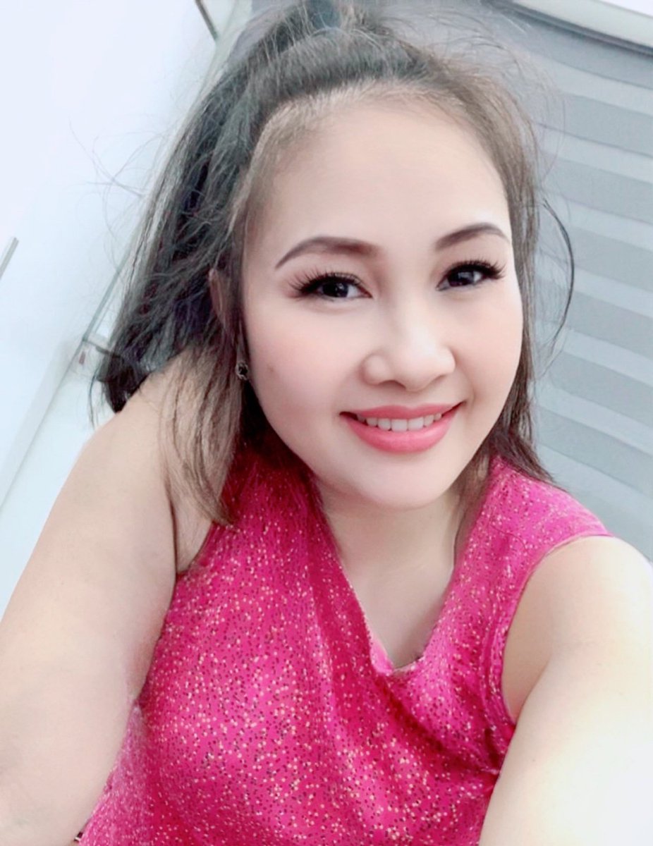 S_Ploys's tweet photo. เป็นคนน่ารัก ไม่ทักหน่อยหรอคะ 🆙️👙♥️ https://t.co/gReBbd3qvX