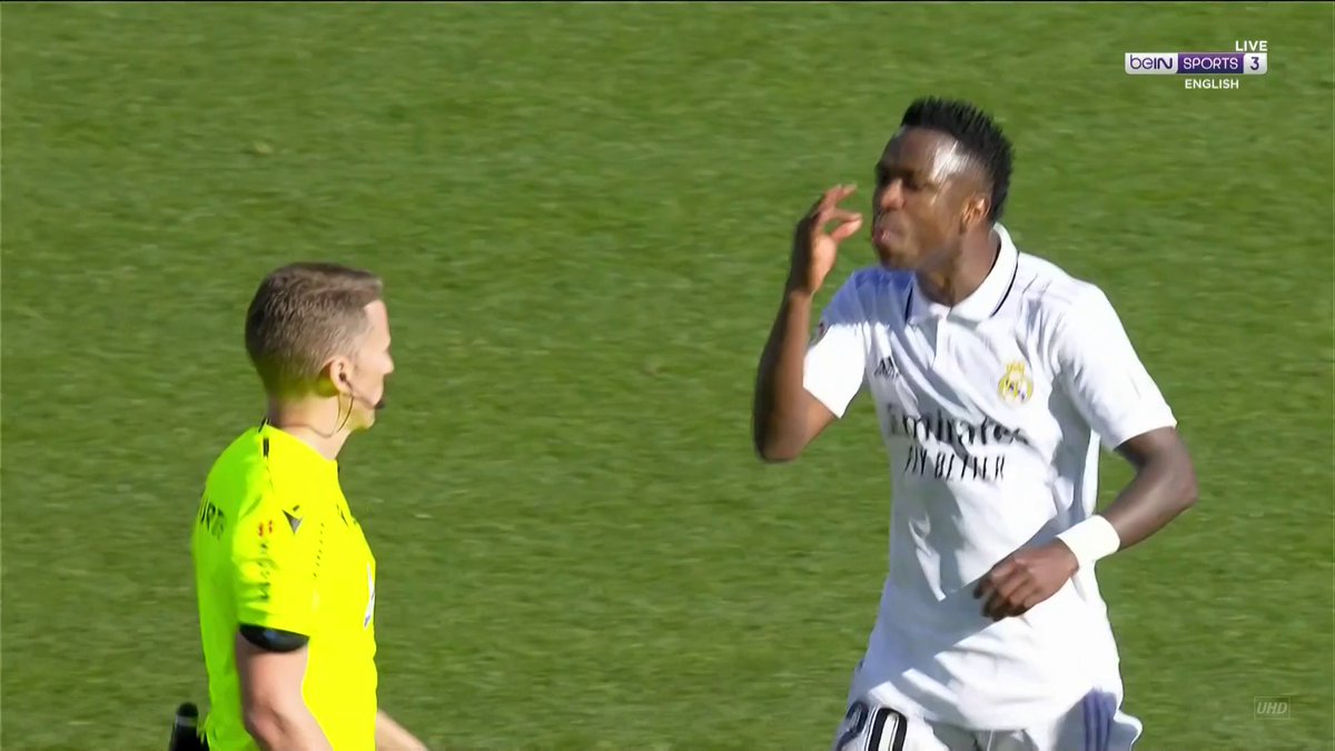 BCNOgi's tweet photo. Gavi does this and its 2 direct red cards, 6 month ban, 200k euro fine, his bank accounts get frozen and he gets sent to Alcatraz https://t.co/x7HlZ3KyQJ