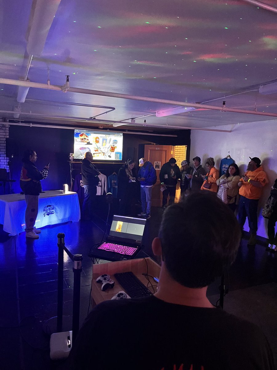 Pierce_nft's tweet image. Thank you to everyone that attended the opening night of - It’s a brand new world - An IRL metaverse exhibit in Tacoma Wa by @AllStarVintage and myself BlockChain Events #NFT #Metaverse #DigitalTransformation