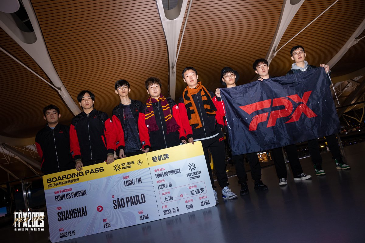 FPX_Esports's tweet photo. 🛫 SET OFF TO BATTLE 

#VCTLOCKIN  FLY PHOENIX FLY🔥!!!

#FPXWIN https://t.co/OJ2aZFHBeL
