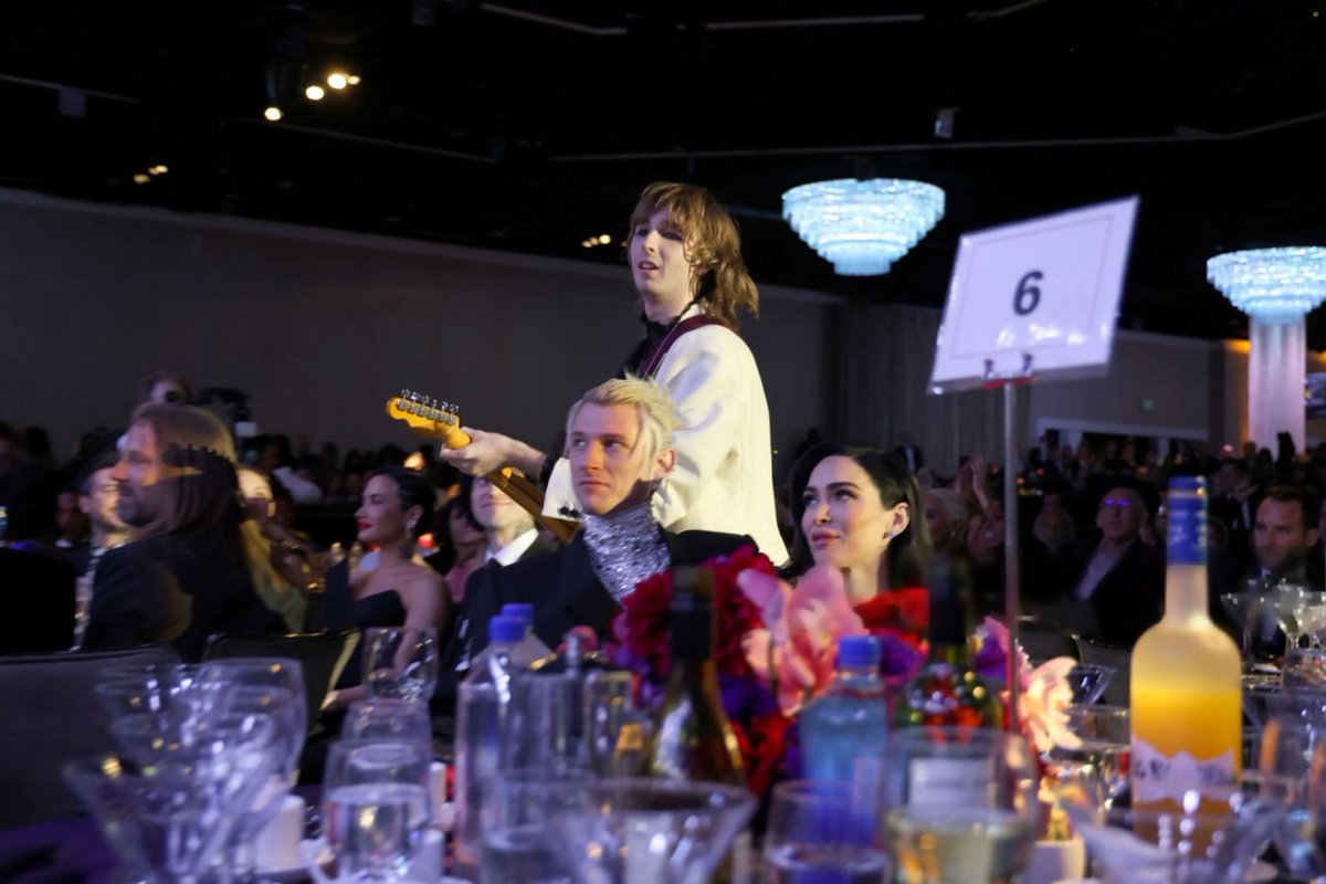 MÅNESKINES | FAN PAGE on Twitter: 