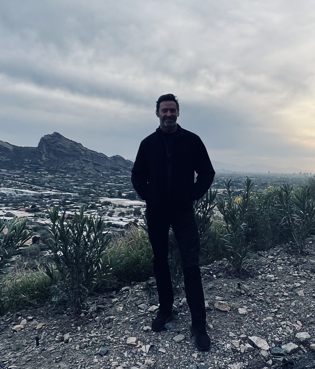 RealHughJackman's tweet photo. Took a breather. https://t.co/m3Cdqzljpt