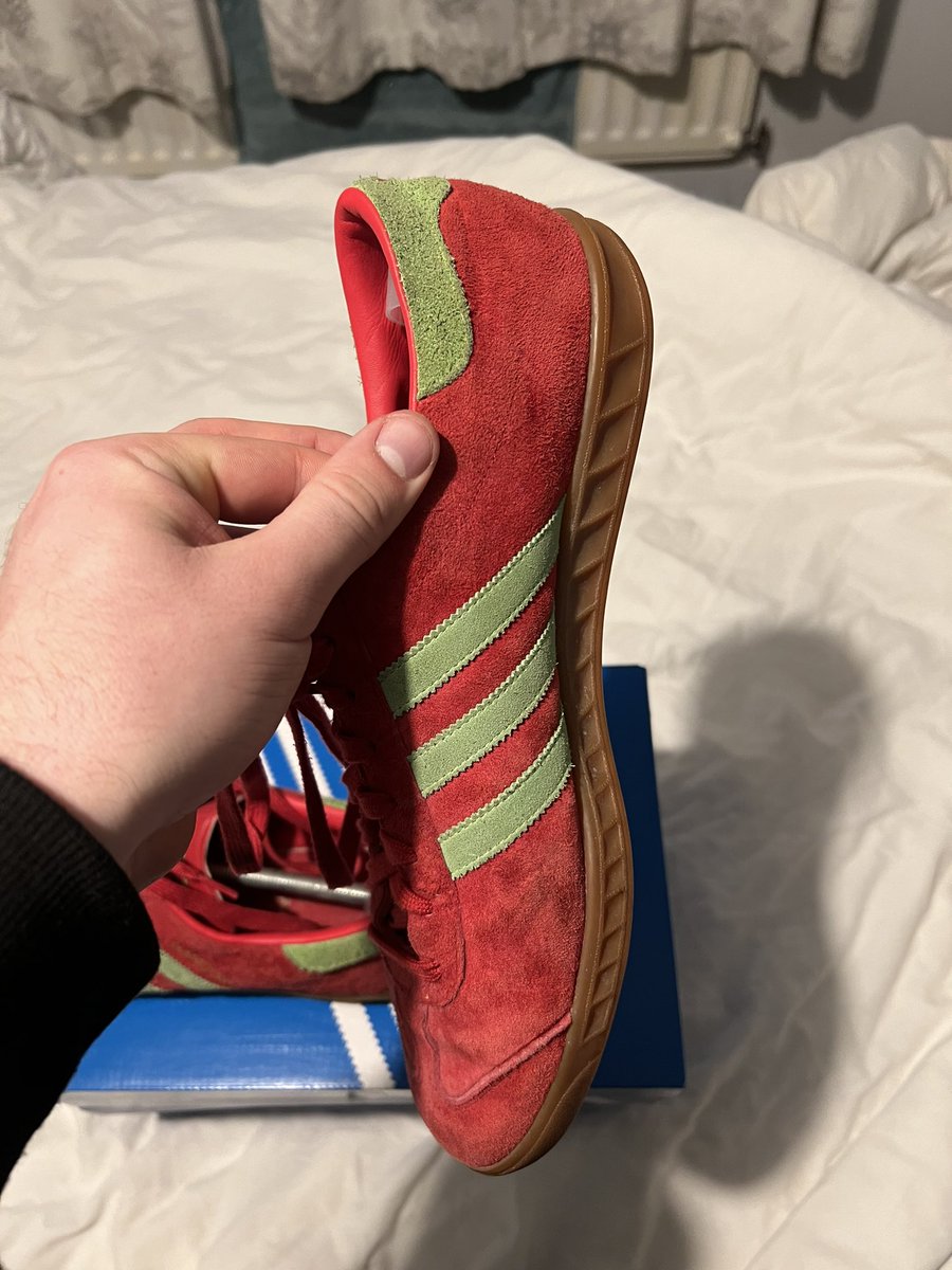 Alex_Angell_15's tweet photo. @adiFamily_ Hamburgs size 12 - worn still in good condition few marks due to age - not original box but will send in adidas box - £45 TYD (F+F) +4% G+S https://t.co/UKCdPF78D5