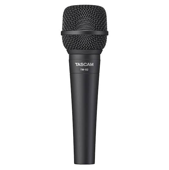 AKasingye's tweet photo. Avoid the mic if prompted to speak abruptly at a function. You may promise your kidney. https://t.co/WquRYsx3Dt
