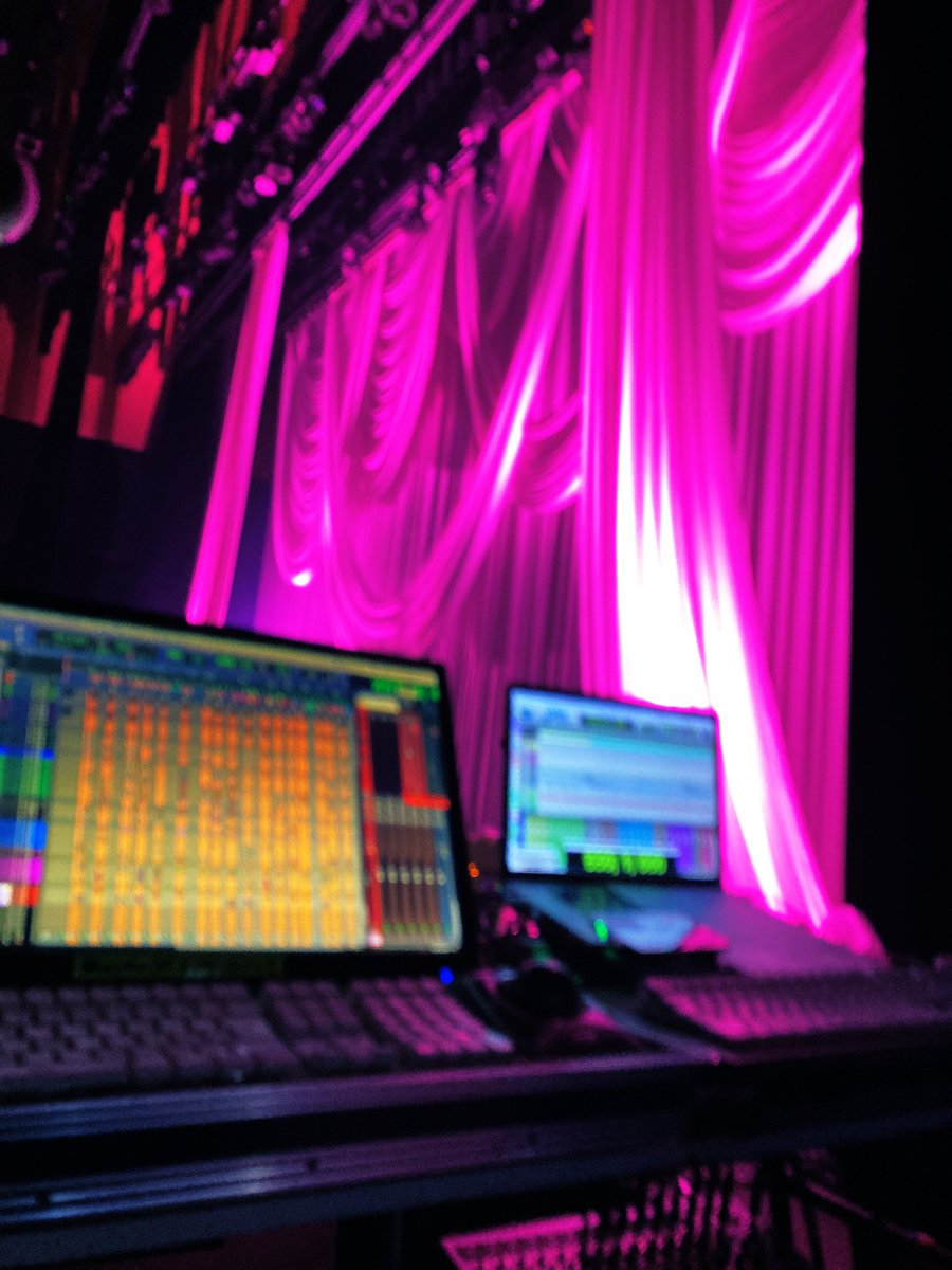 JOE_JUNKSTAR's tweet image. #富田美憂_2ndLIVE〜FizzyNight〜
1st Liveに引き続きライブマニピュレーターを務めさせて頂きました🍸✨

久しぶりの大歓声‼️😭

そして久しぶりの感覚。
僕らマニピは、拍手や歓声ともセッションしているような、そんな感覚なのですなぁ😌♬

Fizzy iichikoでKP🥃🎶

#mp_hana
#ProToolsOperator