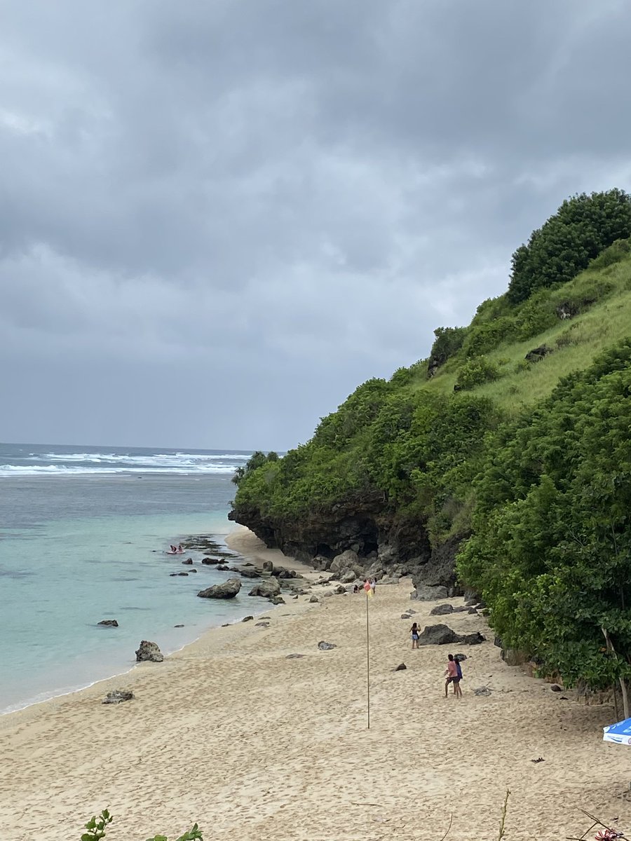 weebsoob's tweet photo. i went to the sugar rush ride beach btw https://t.co/04Z9HScfE9