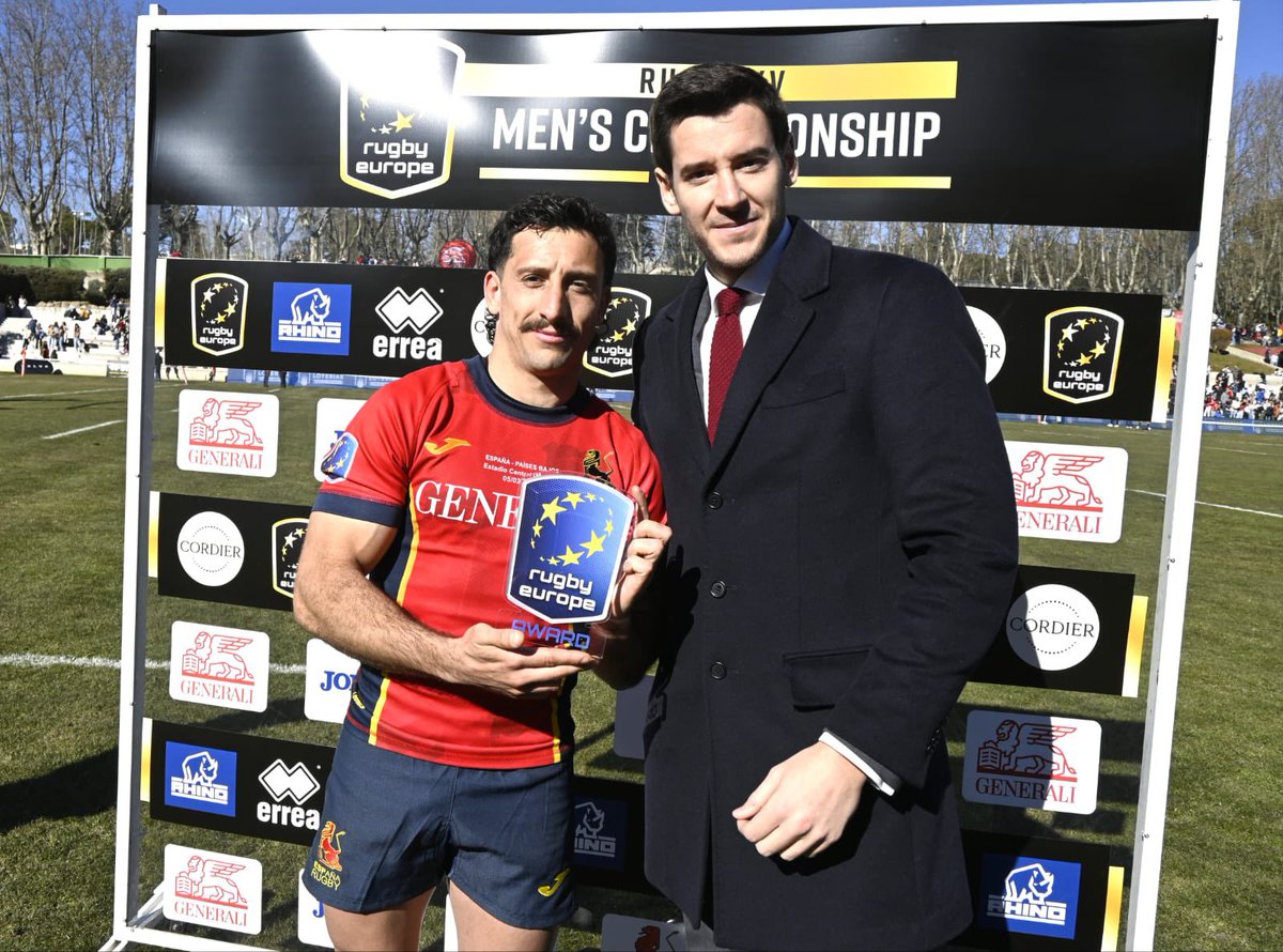 Debut + Ensayo + Victoria: 𝙈𝙑𝙋 

Entregó el premio el Director general de <a href="/deportegob/">CSD</a>, Fernando Molinero. 

<a href="/taniibay/">EBay</a> 👏🏽 

#LoQueNosUne