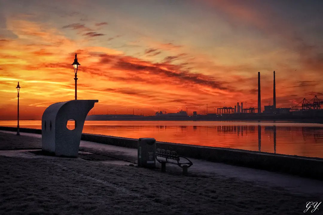 Sunrise 🌅 
<a href="/loveclontarf_ie/">LoveClontarf.ie</a> <a href="/ClontarfTimes1/">@ClontarfTimes</a> <a href="/DubCityCouncil/">Dublin City Council</a> <a href="/LovinDublin/">Lovin Dublin</a> <a href="/discoverirl/">Discover Ireland</a> <a href="/DiscoverIreland/">Discover Ireland</a> <a href="/PhotosOfDublin/">Photos of Dublin</a> <a href="/Failte_Ireland/">Fáilte Ireland</a> <a href="/98FM/">98FM</a> <a href="/FM104/">FM104</a> <a href="/IrelandB4UDie/">Ireland Before You Die</a> <a href="/TourismIreland/">Tourism Ireland</a>