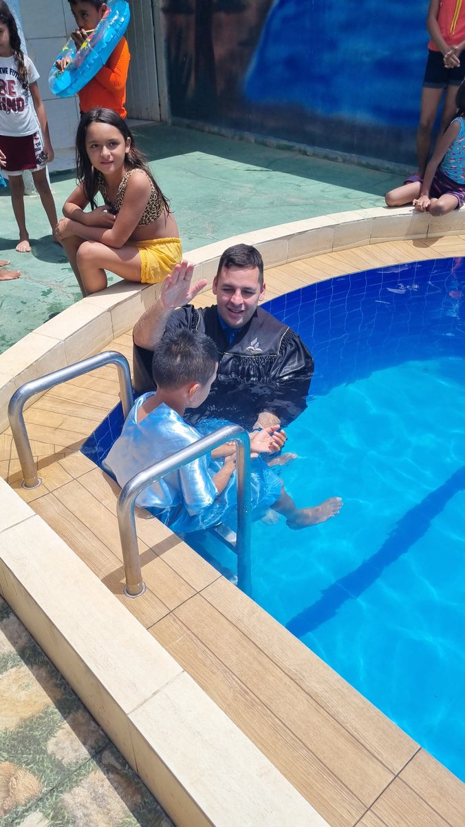 Domingo começando com festa Batismal no Encerramento da Missão Calebe da IASD Serra do Mel

#DistritoCOHAB
#MissãoNordeste 
#TerraDeProezas