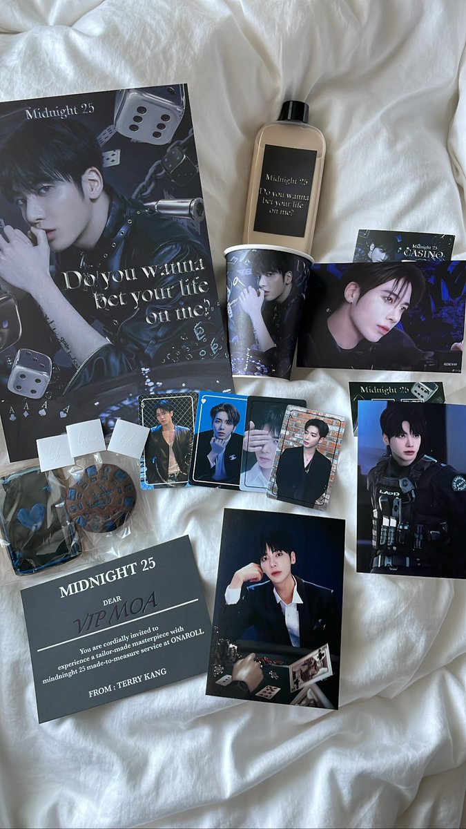 I_luv_TXT_34's tweet photo. 📍망원 온어롤
Midnight 25

진짜 꼭 가야지!! 했던 곳! 역시나 레전드..
카지노 컨셉 정말 미쳤습니다 거기 죽치고 살고싶었어요. 나오는 영상 진짜 최고
웅니들 아우라도 진짜.. 사랑해요❤️‍🔥
쿠키 디자인도 맛도 짱🥹
+또로님 럭드 엽서 태현이.. 진짜 제스타일 기절할 뻔.

#Open_at_25PM_Midnight https://t.co/hG6sHub56Q