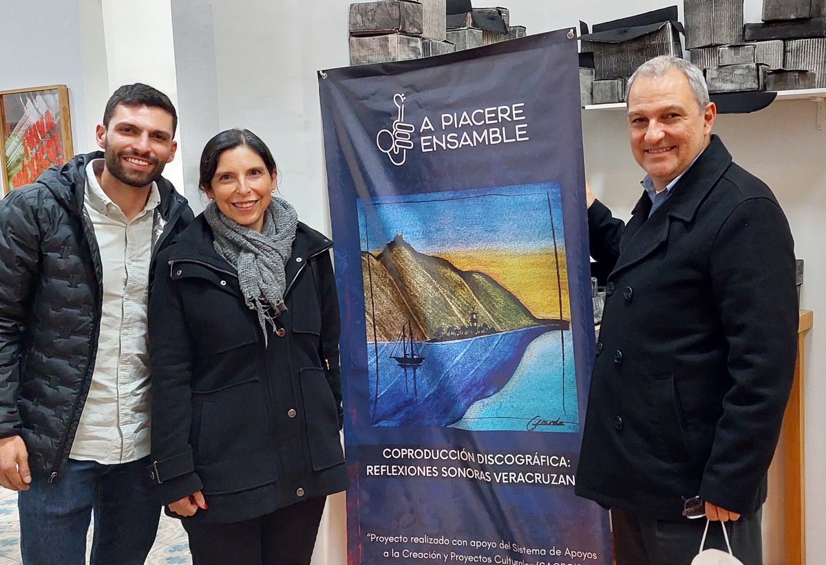 basiliodelavega's tweet photo. Muchas felicidades @apoteosis3 https://t.co/BTKTCFI62i  #PorLaBrumaDelCofre #APiacereEnsamble @HazasMonica @LibradoBasilio @LuzioUV #Xalapa #MuseoDeLaMusica https://t.co/hAmf4nELEe