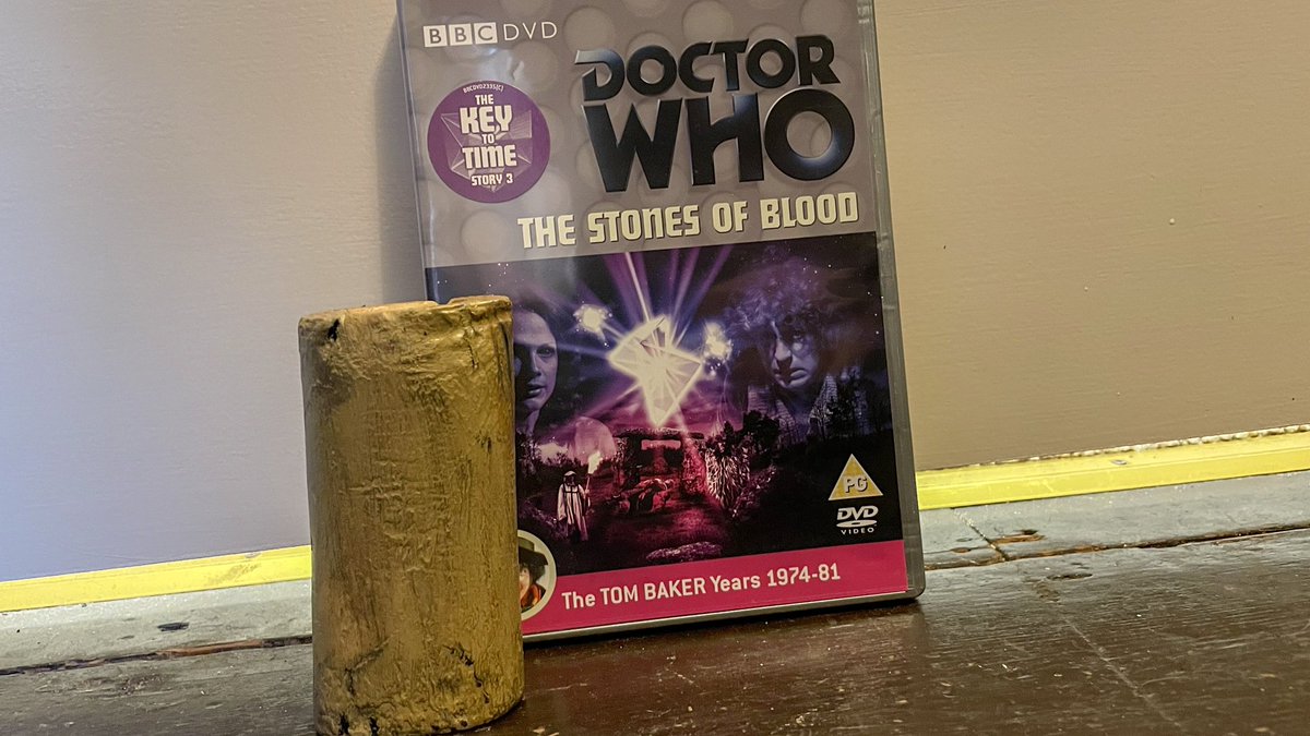 JR1991JR's tweet image. As I’ve been making my way through The Key To Time stories recently, and today I thought that tonight I could watch The Stones of Blood, it has lead to me quickly putting together an Ogri!

#DoctorWho #Ogri #TheStonesOfBlood #TheKeyToTime #DoctorWhoCustomFigure