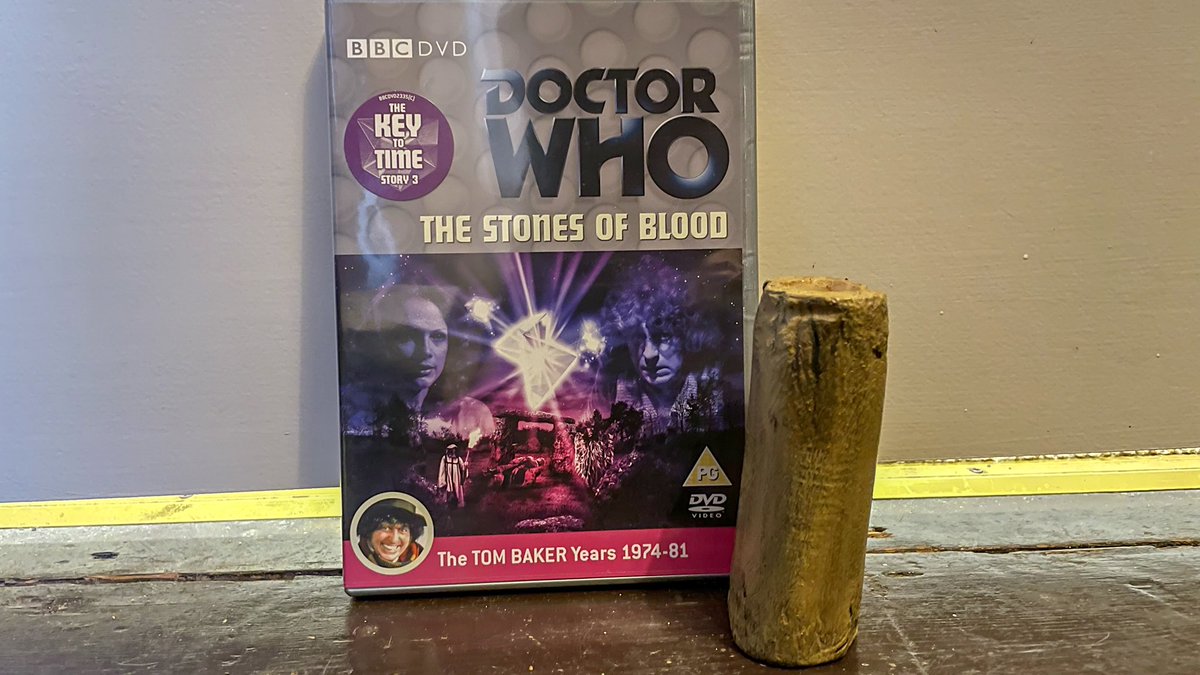 JR1991JR's tweet image. As I’ve been making my way through The Key To Time stories recently, and today I thought that tonight I could watch The Stones of Blood, it has lead to me quickly putting together an Ogri!

#DoctorWho #Ogri #TheStonesOfBlood #TheKeyToTime #DoctorWhoCustomFigure