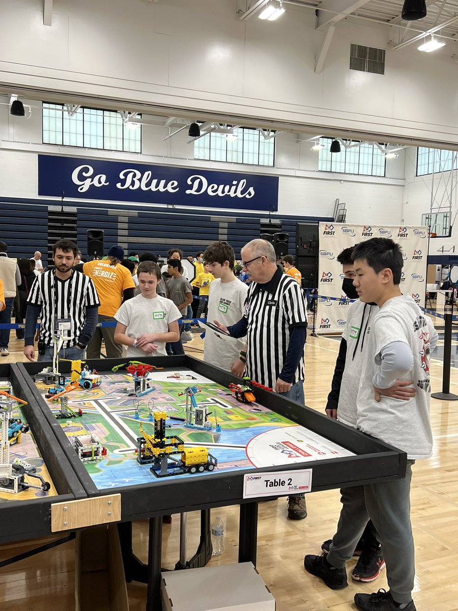 IslandtreesMMS's tweet image. ITMMS's JR Robodawgs are out in Huntington today at the Lego League Robotics Competition. We are so proud of this team! Good luck to all! @BethRoemerIT