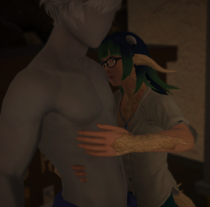 LunaDawnclaw's tweet photo. Casually hugging the FC mannequin https://t.co/dwGd7fJUEk