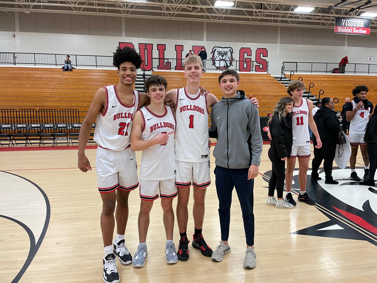 Love me some BCB boys! <a href="/CoachSamAllen/">Sam Allen</a> <a href="/BCBBall_/">Blue Collar Basketball</a>