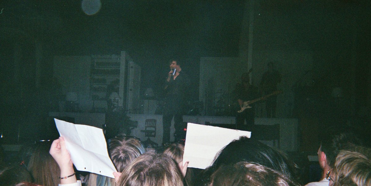 kitkatflojam's tweet photo. pov my dublin disposables didn’t quite turn out how i hoped lol #the1975 https://t.co/vSDF8wQxPZ