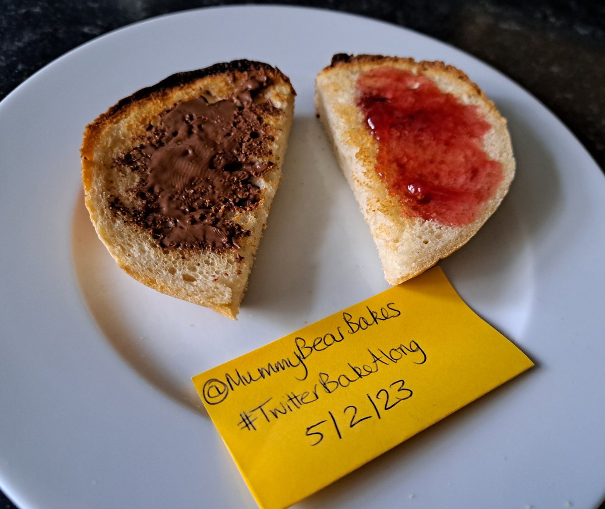 mummybearbakes's tweet image. Submitting this on behalf of Junior Bear who made this #WhiteBread for #FibreFebruary &amp;amp; #twitterbakealong. He's topped his toast with raspberry jam &amp;amp; chocolate spread. @Rob_C_Allen
@thebakingnanna1 @fabflour @uk_flour