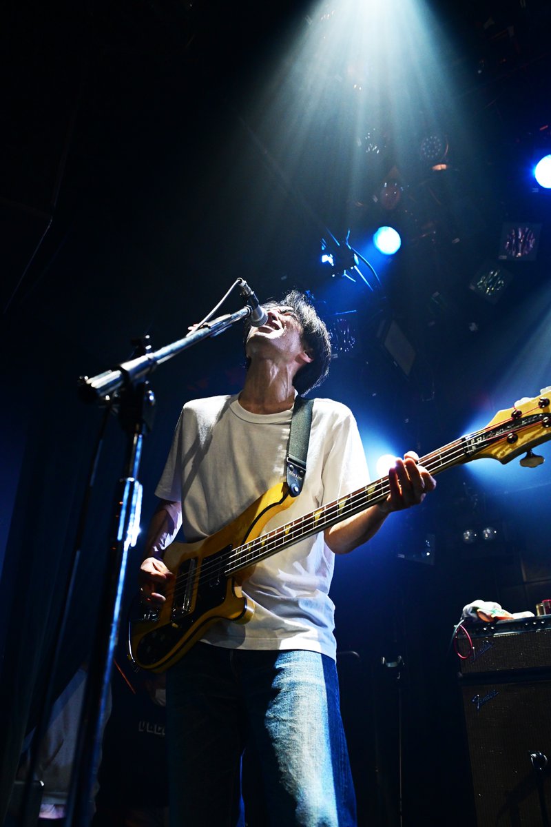 yukinaco05's tweet photo. #高円寺HIGH 15周年記念ライヴ、復活 #ShortCircuit(#1)を撮影。最初に撮影したのは3P3Bの企画と「九人の侍ツアー」23年経過しても空気もファンも演奏も変わっていない。この日高円寺にはROCKのモズライトのスペシャリストが集結。モズライト聴けた。高円寺HIGH15周年おめでとうございます。#MOSRITE https://t.co/SZ8331SOIL