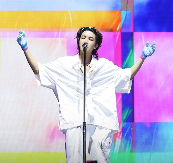 jhopeNAVER's tweet photo. Today’s the day!

= (Equal Sign) is submitted for “Best Song for Social Change.” No matter the results, we all know that Equal Sign should be the winner, so let’s increase streams!! ❤️‍🔥 https://t.co/Qs2k8pbr1G