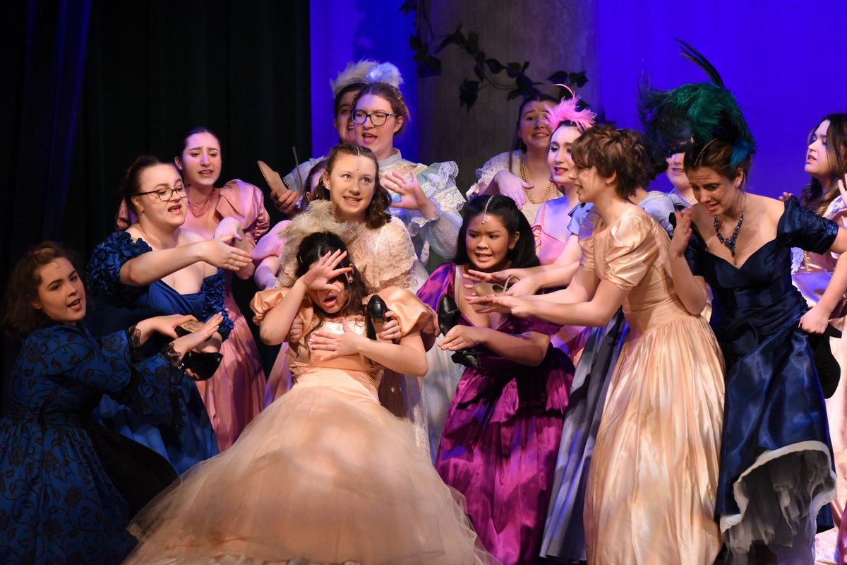 stviatortheatre's tweet photo. I’ll never be over last night - with one day of rehearsal, our cater waitering-ball guest-soldier-townsperson Kenzie Schwabe, performed the role of Ella. Words cannot describe what “a lovely night” it was!! 🥲 https://t.co/ddAX6VgCIf