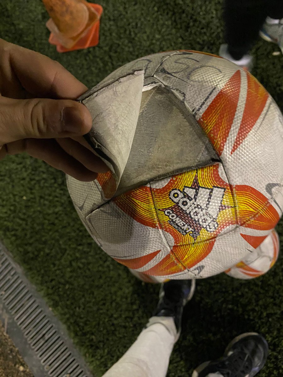Antonioolmeda_'s tweet photo. Están aptos para jugar? https://t.co/uhWsC9Kcvb