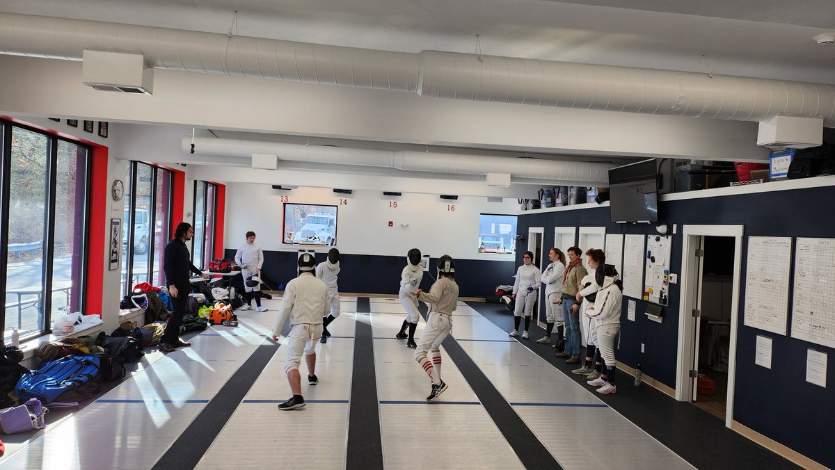CCHSFencing's tweet photo. The CCHS Invitational competition is underway! Quick change of venue, but the spirit is is at @MarxFencing! #gograpes #cchsfencing https://t.co/Jt68GpACco