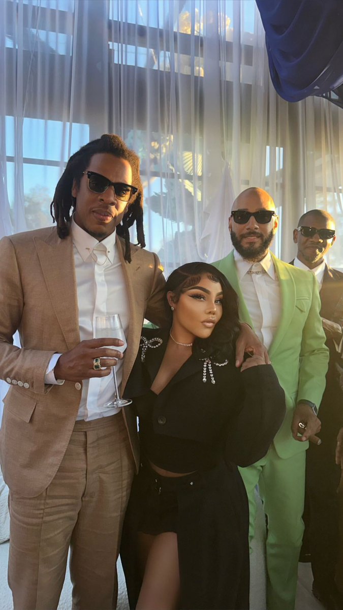 SatelliteLondon's tweet photo. Generational pictures from Roc Nation Brunch 2023 🇬🇧✨ https://t.co/38o6hLcgRx