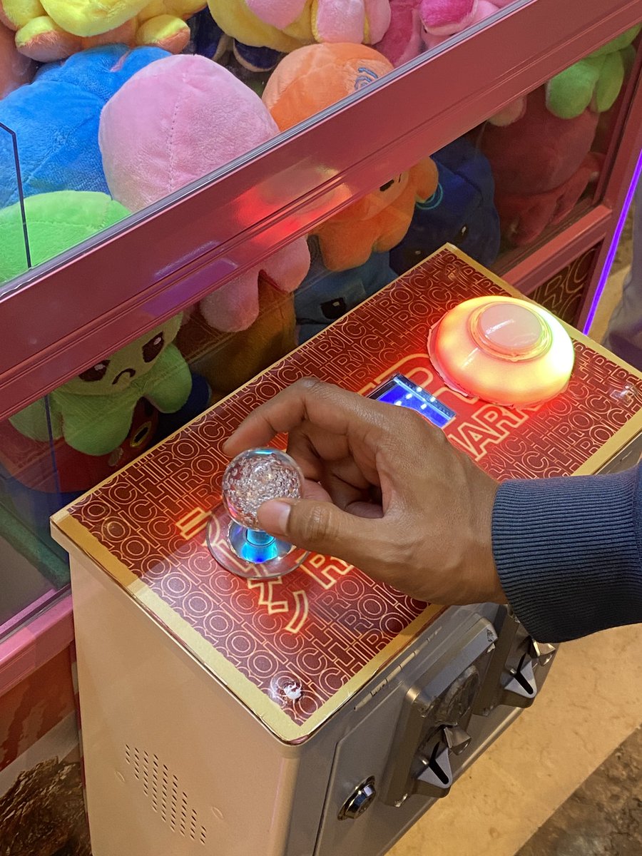 isnan_da's tweet photo. free claw machine coin and GATCHA! https://t.co/OFak3c4pXe