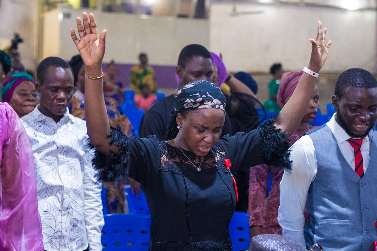 Foursquarejeb's tweet image. We know you as our Daddy, Father, Comforter, Defender, Provider, Joy and Peace giver so we publicly declare this till ETERNITY!
🎶You’re my Daddy
And Your Baby is Singing
I will be Singing
And Dancing and Shouting
For the rest of Eternity.🎶
#FoursquareJeb #Thanksgiving #Mydaddy