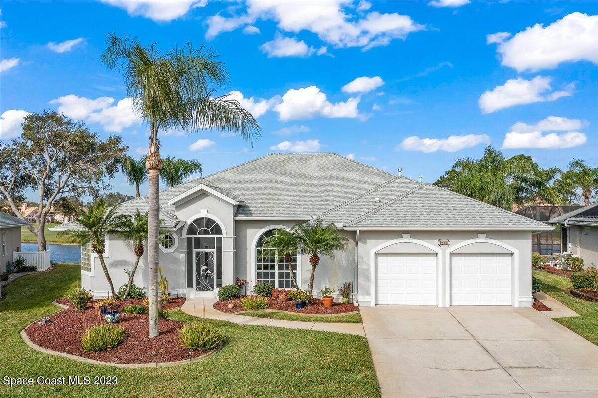 REMAXEliteFL's tweet photo. 988 Victoria Place, Melbourne, FL 32940 just hit the market!

Take a look at this awesome space:
☎️ RE/MAX Elite 3217525858

  https://t.co/cHH1icSsIH
#miraclehome #weMOVEbrevard https://t.co/02pZ022y6z