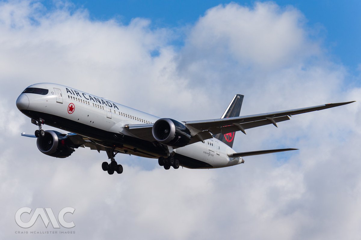 CraigMcAlly's tweet photo. Love the sun glasses on the @AirCanada @BoeingAirplanes 787 Dreamliner, Another top arrival at @EDI_Airport. What a sight as it flew over my head, @BigJetTVLIVE @airlinerslive #bigjet #aircanada @AirCanadaJetz #canada #edinburgh #edinburghairport @AviationLoft #aviation https://t.co/DNpiQGng59
