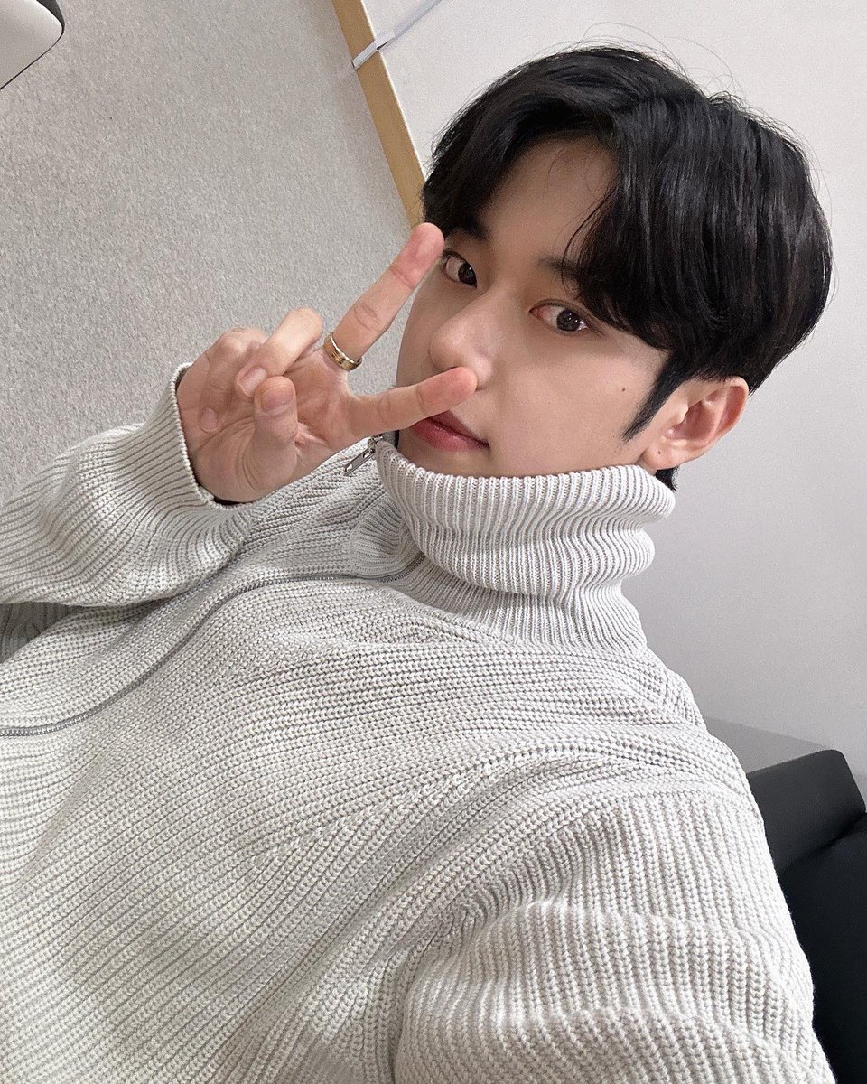 KDH_archive_'s tweet photo. 230206 AB6IX 공식 인스타그램 업로드 (2)

다들 잘자 💙 

🔗 https://t.co/pJ5qUFdtTr

#AB6IX #김동현 https://t.co/Ht7kT3vOKd