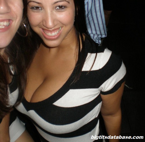 btdatabase's tweet photo. Daily Big Tits Amateur Pics on Twitter - Follow US NOW!
** 
#bigtits #tits #perfectboobs https://t.co/yw0pipoENW