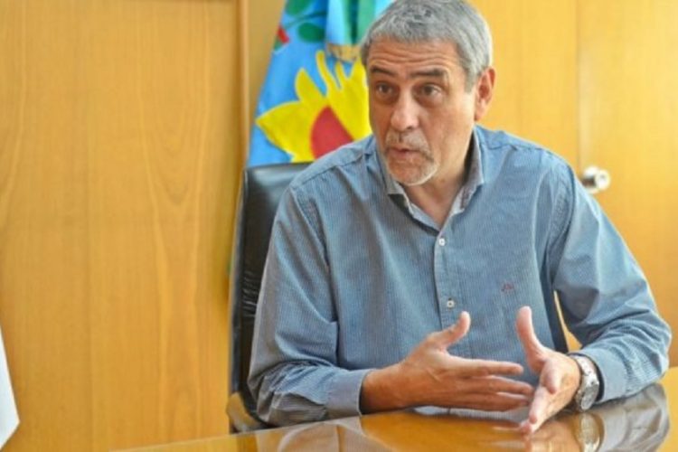 AConfesionDP's tweet photo. 🚨#AConfesionDeParte |  “Siempre hay reuniones y construcciones en el espacio. Hay 3 Frente de Todos; el kirchnerismo con Cristina, Massa con el Frente Renovador y Alberto Fernández. Esas son las tres patas principales”

🎙@jorgeferraresi a @rominamanguel 

📻@fmmilenium https://t.co/oAhUf3u2Oa