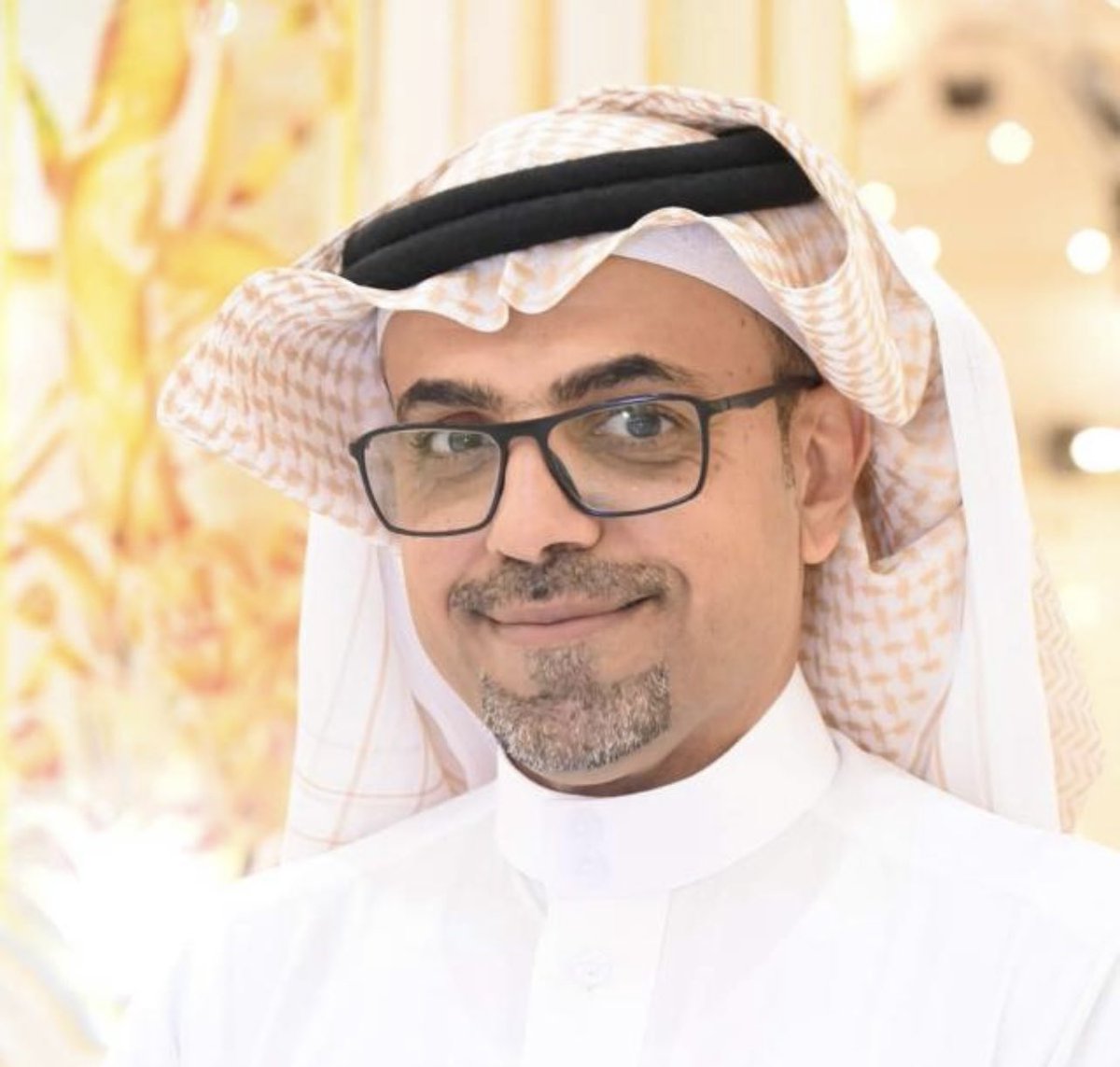 أتقدم بأجمل التهاني والتبريكات إلى أخي العزيز
الإعلامي/ عبدالله بن أحمد العبيدي
بمناسبة تعيينه مديرًا للتحرير ل #صحيفة_الكأس الرياضية

نسأل الله له التوفيق والسداد

<a href="/Alabidi1970/">عبدالله العبيدي...🇸🇦</a>
<a href="/hquraish/">حسن آل قريش</a>
<a href="/al_kascom/">صحيفة الكأس</a>
<a href="/Rashidk69/">راشد كاهورا : بو محمد</a>
<a href="/qallaf20/">حسين القلاف</a>
<a href="/media_ksa/">وزارة الإعلام</a>
<a href="/saudiFF/">الاتحاد السعودي لكرة القدم</a>
<a href="/ssmfksa/">الاتحاد السعودي للإعلام الرياضي</a>
<a href="/sahfksa/">الاتحاد السعودي لكرة اليد</a>
@saudiolympic