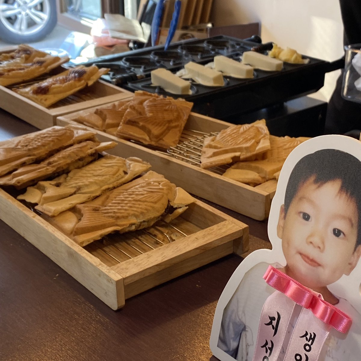 dddo_96's tweet photo. 지성이의 22번째 생일을 많은 분들과 함께 축하할 수 있어서 영광이였습니다💥 지성아 22번째 생일 정말 축하했어~ 내년에 더 축하해 줄게💚 https://t.co/cDkP4CPbC0