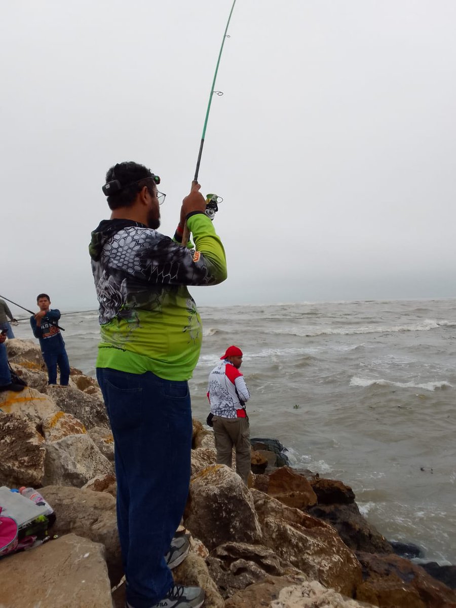 DiarioPresente's tweet photo. #Tabasco🔵 Arranca el el 9º torneo de pesca de orilla en la Colonia Pénjamo, #Chiltepec con gran participación de aficionados a dicho deporte. https://t.co/zSwRykmLFT