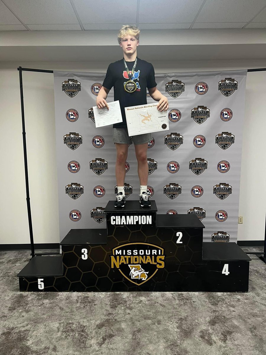 DLitterall's tweet photo. My last Mo Nationals. Next year is high school. #wrestling #wrestler #1st #twa #hillsboro #8thegrade https://t.co/fh43tgWxAg